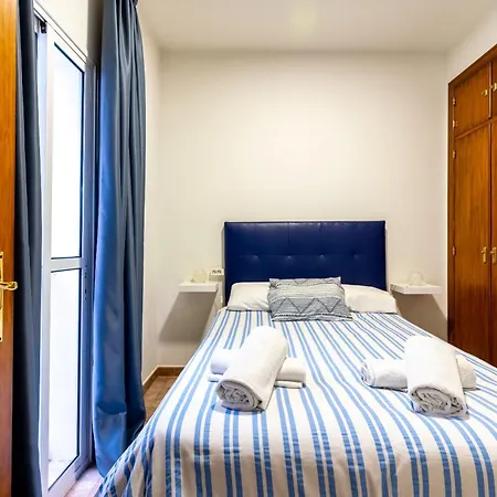 Aoa Casa Triana Familiar Con Terraza * إشبيلية